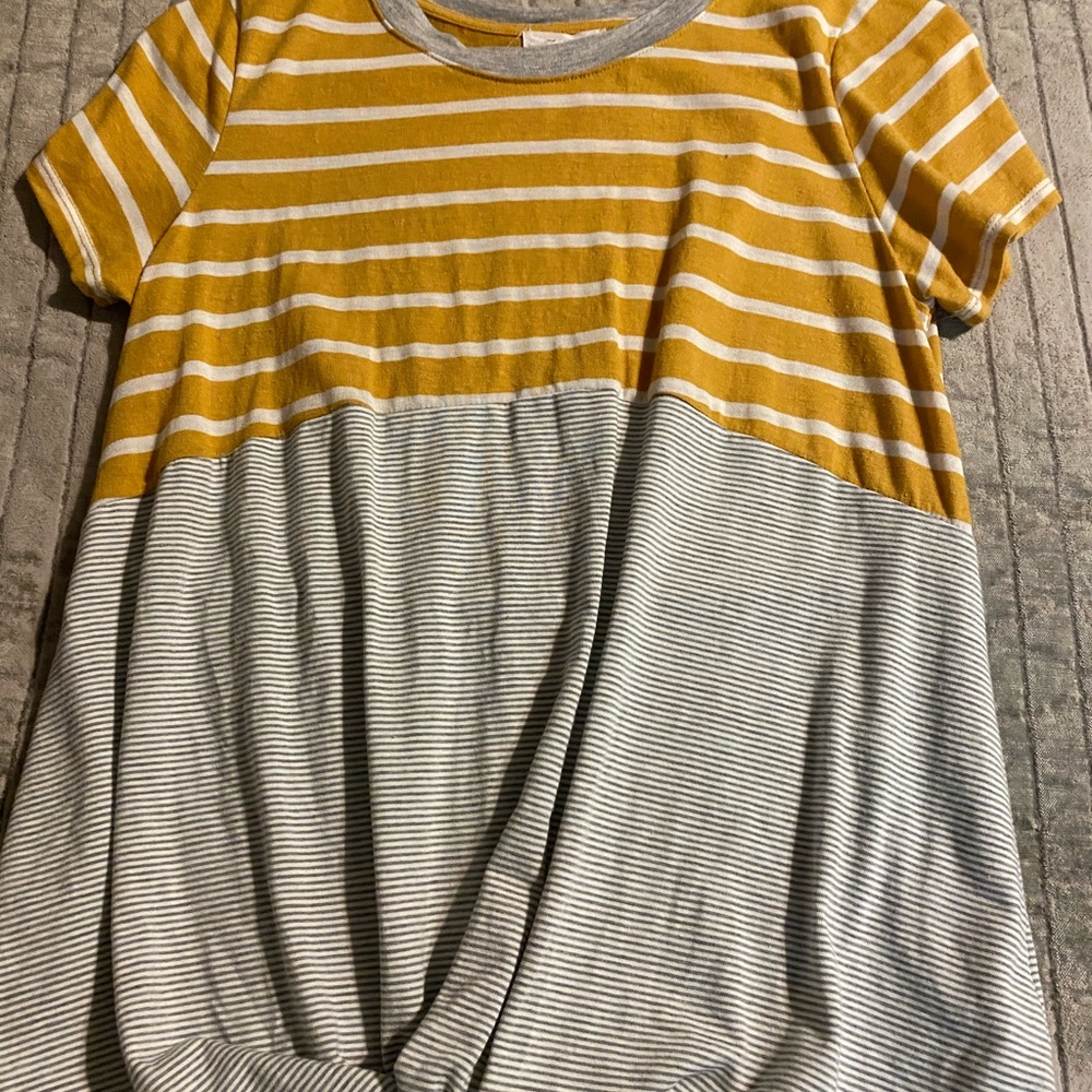 yellow and grey striped top